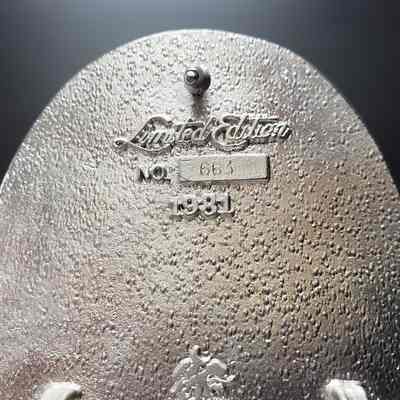 [Belt Buckle] TOTCO, 1981, Gold Silver - Close-Up, Edition No.: Close-up view of limited edition number below hook on back.