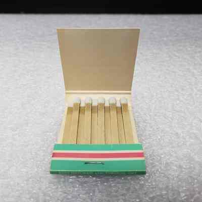 [Matchbook] Texaco, 20-strike, Red Turquoise - Interior: View of interior