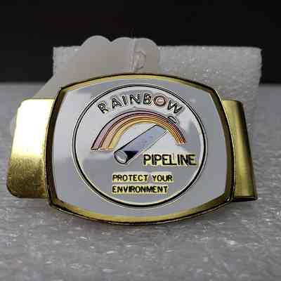 [Money Clip] Rainbow Pipeline, Gold White Blue - Angled: Angled view to show texture of the design
