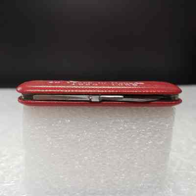 [Pocket Knife] Halliburton Services Ltd., Red - Bottom: View of bottom edge