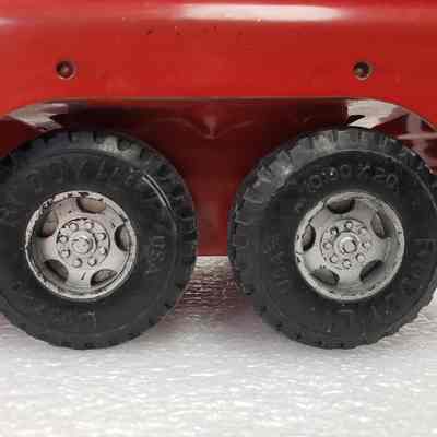 Close-up, back trailer wheels