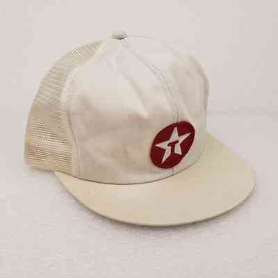 [Cap] Texaco Logo, Embroidered Patch, Fabric Crown White, Mesh Body White [Devil's Dust]