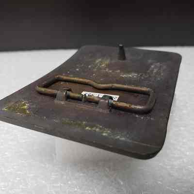 Hinge angled