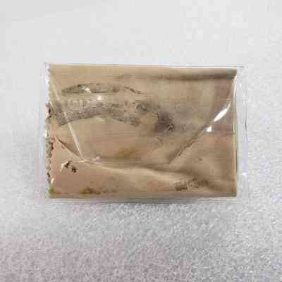 [Glasses Cloth] Leduc Nisku, Tan Blue - Back Pocket: View of back in clear pocket