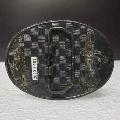 [Belt Buckle] Bear Tools, Antique-Bronze - Back: View of the back.
