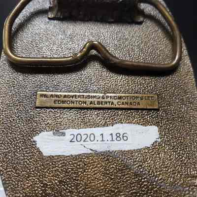 [Belt Buckle] Beaver Drilling, Antique-Bronze [Broken] - Maker's Mark: Close-up view of the maker's mark on the back.