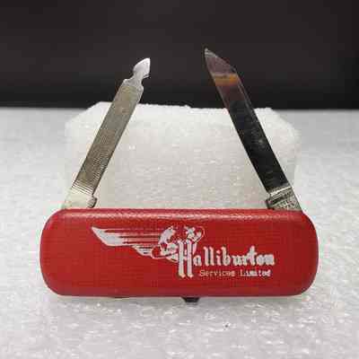 [Pocket Knife] Halliburton Services Ltd., Red - Front Open: View of front when open