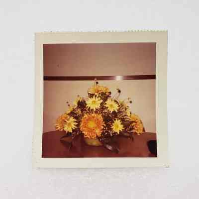 [Photo] Bouquet on Table, Association of Desk and Derrick Clubs, Small, Square, White Border, c.1972