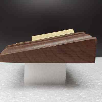 [Desk Plaque] AEC, Ross Golightly, Wood Gold - Side: View from side.