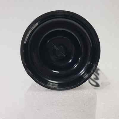 Bottom view, straight-on