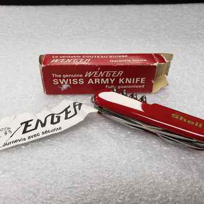 [Pocket Knife] Shell Oil, Wenger, Red - Full Set: View of full set including box and instructional leaflet