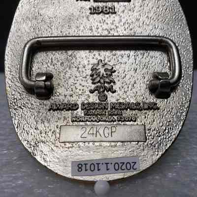 [Belt Buckle] TOTCO, 1981, Gold Silver - Maker Close-Up: Close-up view of makers mark on back