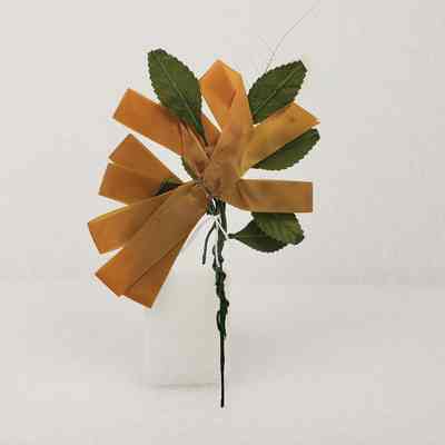 [Corsage] Ribbon with Fabric Leaves, Mustard-Yellow Green, c.1972