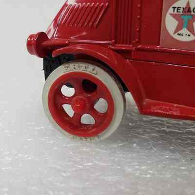 Close-up, front-right tire detail
