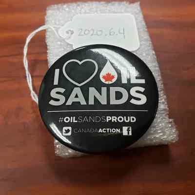 [Button] "I <3 Oil Sands", #OilSandsProud, CanadaAction, Pinback, Black White Red