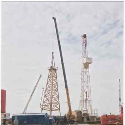[Photo] Install of Wooden Cable Rig, Leduc #1 Energy Discovery Centre, Colour, 4x6in