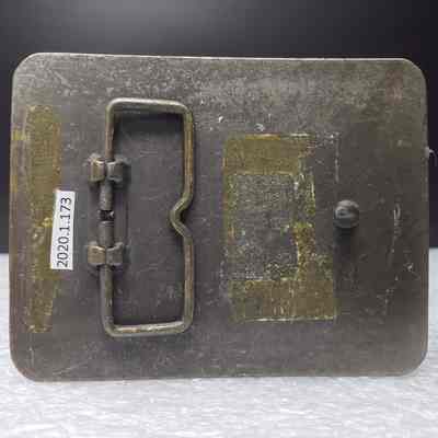 [Belt Buckle] Baroid, Rectangle Antique-Bronze - Back: View of the back.