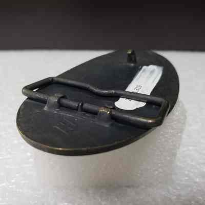 Hinge, angled