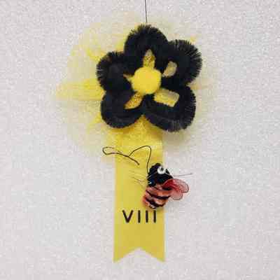 [Corsage] VIII Bee and Flower, Association of Desk and Derrick Clubs, Yellow Black