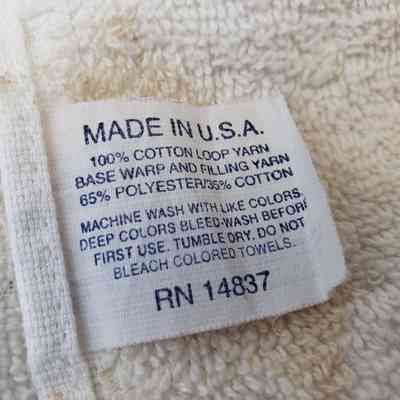 Close-Up of Label, Front