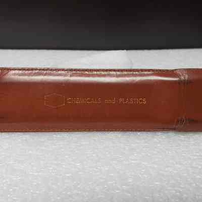 [Slide Rule] Union Carbide Chemicals and Plastics, White Plastic, Brown Leather - Front Case: Front view of case