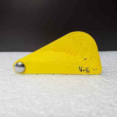 [Gauge] Martin-Black Wire Ropes, Wire Rope and Sheave, Yellow Black