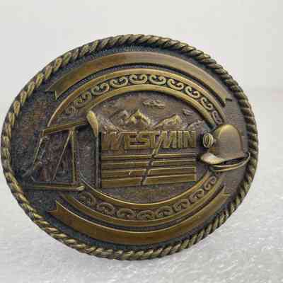 Angled View of Buckle