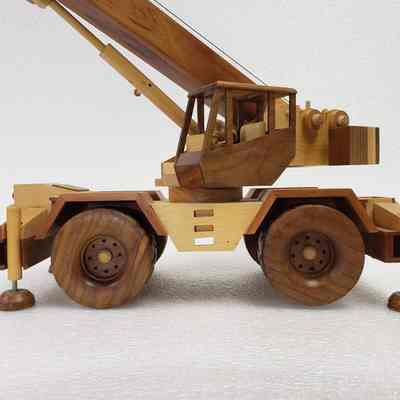 Close-up, right-side, crane partially facing camera