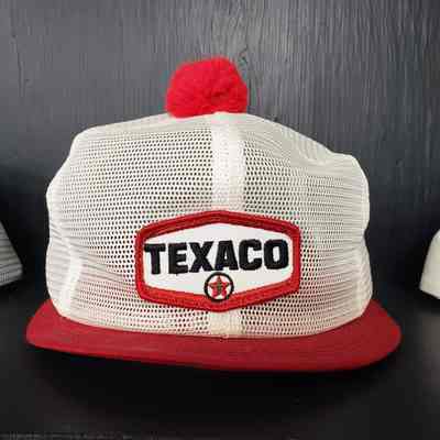 [Cap] Texaco, White Red Pompom