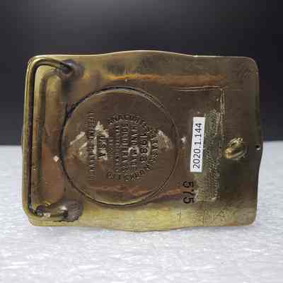 [Belt Buckle] Amoco Canada - Dome Petroleum Merger, 1988, Bronze - Back: View of back.