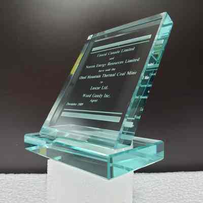 [Desk Plaque] Obed Mountain Thermal Coal Mine Sale, Glass - Angled Front: Angled view of front from right side.