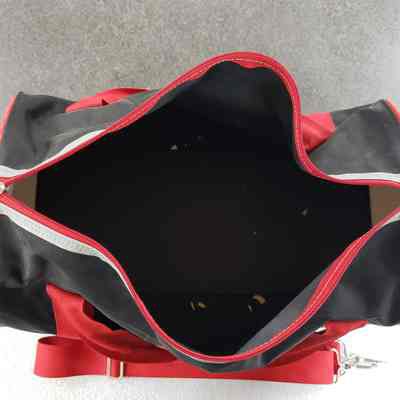 [Bag] Texaco Duffel, Black Red - Top: Top-down view with interior
