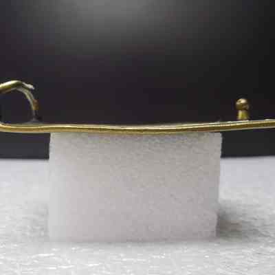 [Belt Buckle] Challenger, Bangladesh Project, Brass - Side: View from the side.