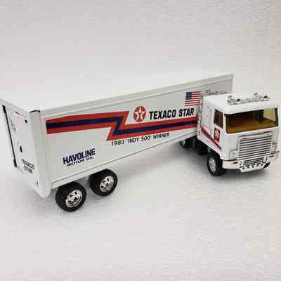 Side view, turned truck and trailer