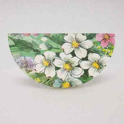 [Note] Half Circle, Flower Pattern, To Lillias From Joyce, c.1972