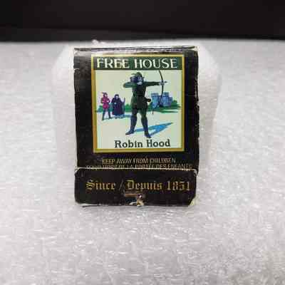 [Matchbook] Pub Sign Collector Series, 20-strike, Black Yellow - Front: View of front cover