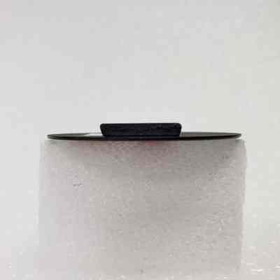 Sode view, bottom-edge, straight-on