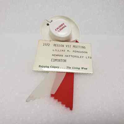 [Ribbon] Lillias M. Ferguson, 1972 Region VII Meeting, Plastic Hat White Red with Name Badge