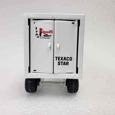 Back view, straight-on, trailer only