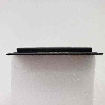 Side view, side-edge, straight-on