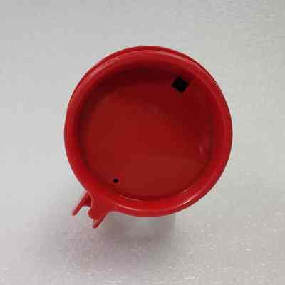 Top view, straight-on, lid on