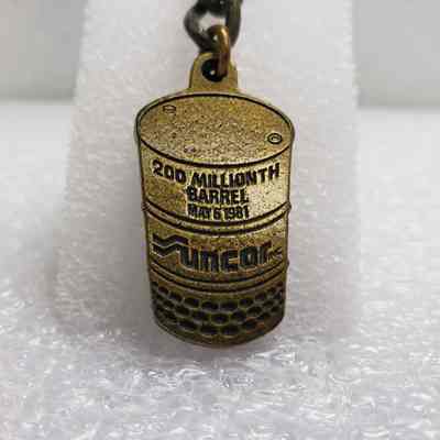 [Keychain] Suncor, "200 Millionth Barrel", May 6, 1981, Bronze