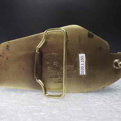 [Belt Buckle] Artie T. Kos Trucking Ltd., Bronze - Back: View of back.