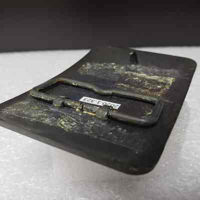 Hinge, angled