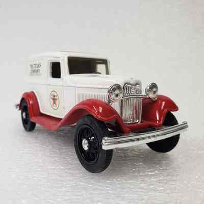[Model] Texaco, Ford Delivery Van 1932, ERTL Nostalgia Collector Series #3, Die-cast Money Bank, 1986