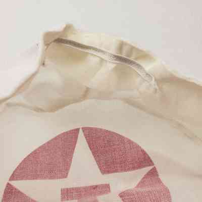 Close-Up of Back Elastic, Interior