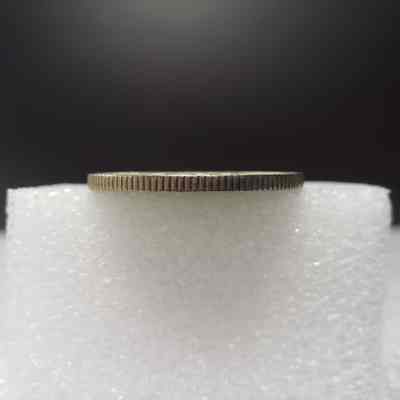 [Coin] 12 Dave Hunter/Edmonton Oilers, Hockey Dollars, 1983 - Side: Side-on view