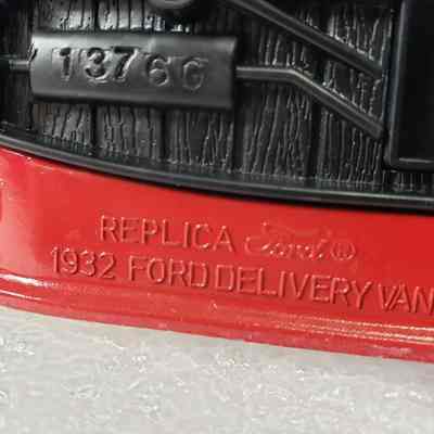 Maker's mark, underside left
