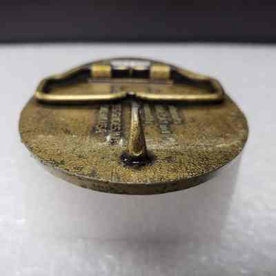 [Belt Buckle] CAT L Series Tractors, 1982, Antique-Bronze - Hook: Close-up view of the hook.