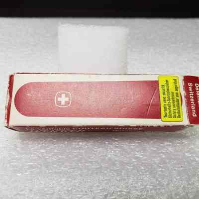 [Pocket Knife] Shell Oil, Wenger, Red - Back and Top: View of box's back and top flap